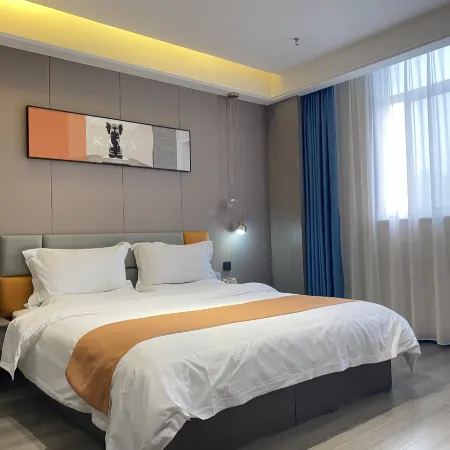 Chenggu Hongkai Hotel