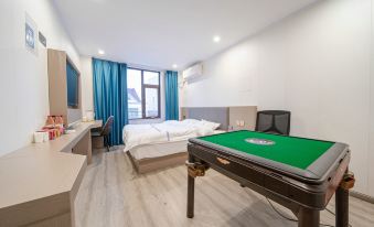 Yijia Business Hotel