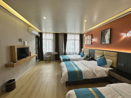 Hotel Paschi Отели рядом с достопримечательностью «Xiao'enda Ruins»