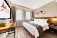 Homeinn Plus Hotel (Hangzhou West Lake Lakeside Qingchun Road) Hotels in Hangzhou
