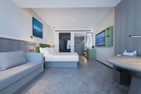 MEHOOD LESTIE Hotel (Qingdao Jiaodong Airport Jiaozhou Baolong Plaza) Hotels in Jiaozhou