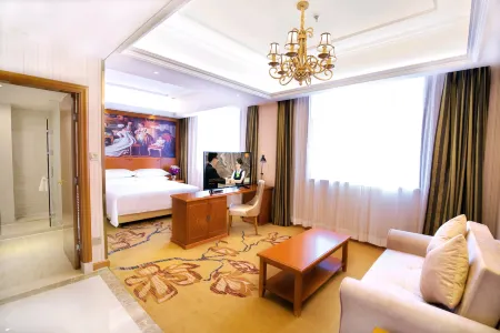 Vienna Hotel (Baoding Xushui Longdi Branch)