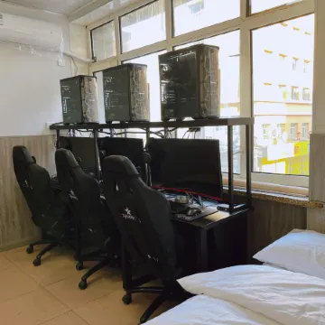 Meteor Esports Hotel (Pedestrian Street Store)