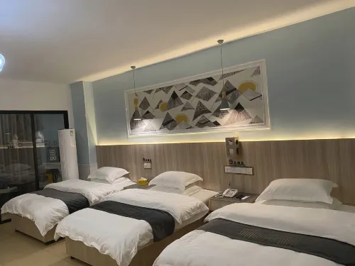 Longcheng Hotel