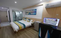 Fuzhou Lanbowan E-sports Hotel