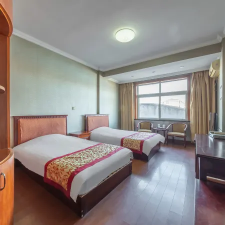 Taixing Jinyan Hotel