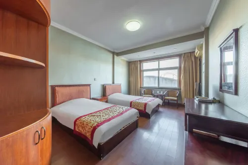 Taixing Jinyan Hotel