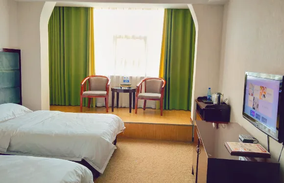 新晃豐園路大酒店