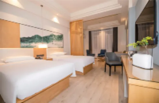 ジンイー ヨウシュエンホテル(フフホト新華西通り附屬病院地下鉄駅)