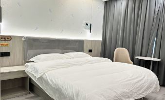 Madozo Linghu Hotel