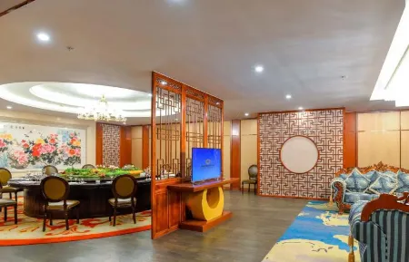 Nanhu International Convention and Exhibition Hotel Отели рядом с достопримечательностью «Tangshan Nan Hu Kailuan Scenic Area»