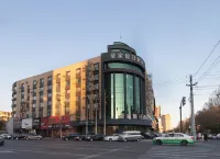 Shengjia Holiday Hotel (Jilin Tianjin Street) Hotel berhampiran Jilin Catholicism Institute of Theology & Philosophy