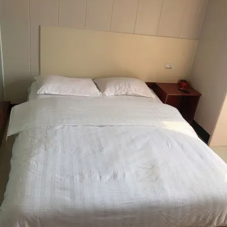 Yangxin Shijia Inn