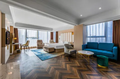 Metropolo wuhan Optics Valley Convention&Exhibition Center Hotel Hotels near Wuhan Jiufeng Forest Zoo