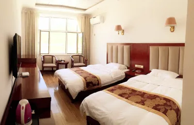 Luqu Zhaxi Yangde Business Hotel Các khách sạn gần CPC Luqu County Committee Party School