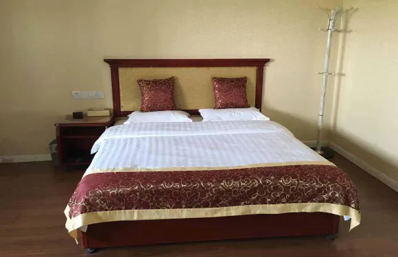 威遠天語快捷酒店