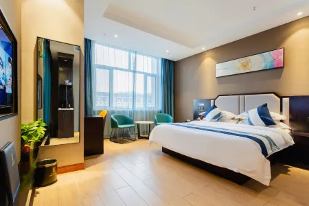 Grand Hotel Junhao, Alxa Zuoqi Отели рядом с достопримечательностью «Huanghetan Island»