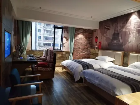 Ice Thunder Broken Internet Cafe Отели рядом с достопримечательностью «Wanshou Palace»