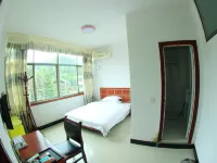 Xinhua Zixuan Fishing Village Restaurant Homestay Hotels in Xinhua