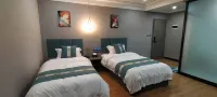 Huaibin Xinxu Business Hotel