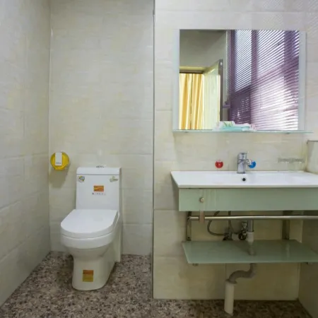 Jiaoling Juyuan Hotel