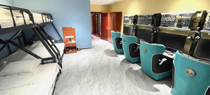 Snail Network Theme Hotel Duolun Hotels in Duolun