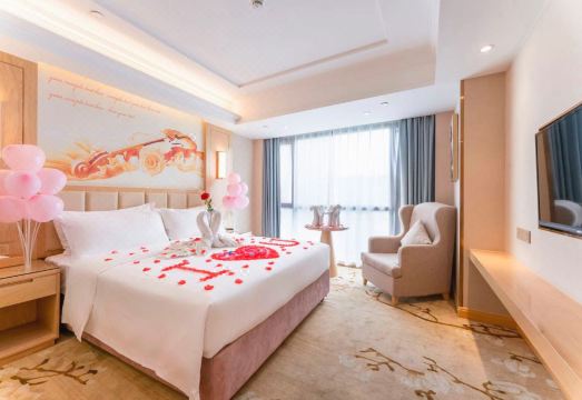 호텔 주차 및 외관