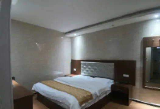 Cengong Ying Jena Business Hotel