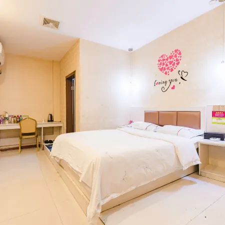 Zhecheng Lemei Fashion Hotel