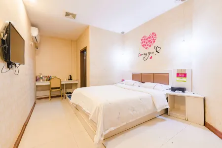 Zhecheng Lemei Fashion Hotel