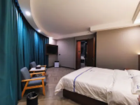 Dushanzi Hongjin Hotel