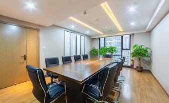 Wenhua International Apartment (Beijing Road Pedestrian Street Store)