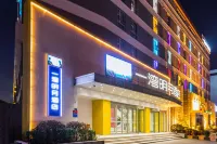 Moon Bay Hotel
