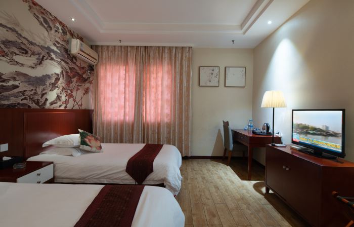 Kaihua Jinzhihu Hotel