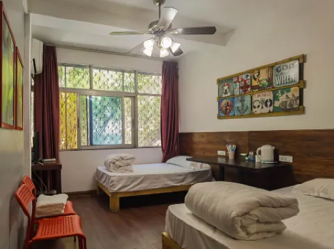 Banana International Youth Hostel