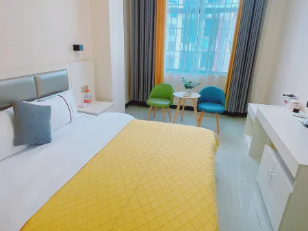 Yunduo Light Luxury Hotel