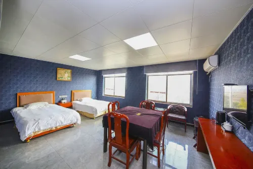 Lingbi Provincial Road Express Homestay