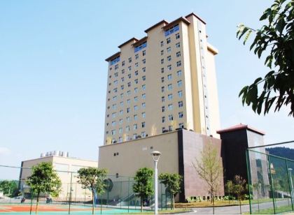 Pingchang Jiuxiang Hotel