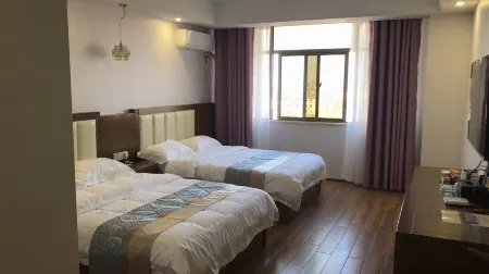 Chongren Longji Homestay