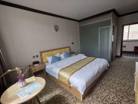 Gongjue Junyi Hotel Отели рядом с достопримечательностью «Gongjue Passenger Transport Terminal»