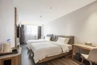 HanTing Hotel (Guiyang Railway Station Qingyun Market) Отели в г. Гуйян
