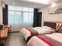 Junyi Hotel (Zhanjiang Railway Station Store)