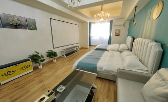 Walking Yunduan Boutique Apartment