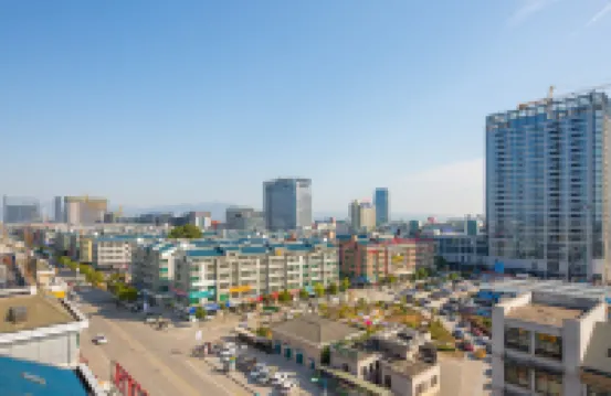 Aishang Best Hotel (Yiwu International Trade City)