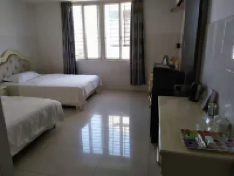 格萊美旅館（貴港市中醫院職業教育中心店）