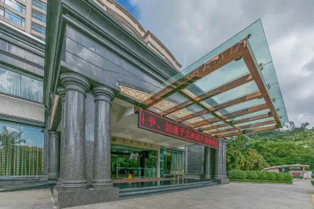 Shenzhen Qiushuishanju Grand Hotel