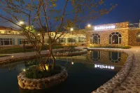 Ocean & Hills Resort - Pools