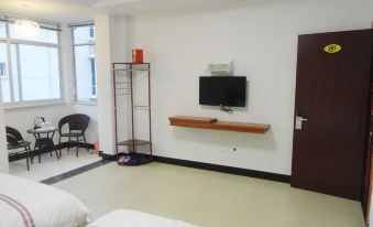 Wuyishan Traveler Homestay