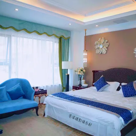 Riverside Bay Hotel