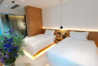 Huayi Hotel